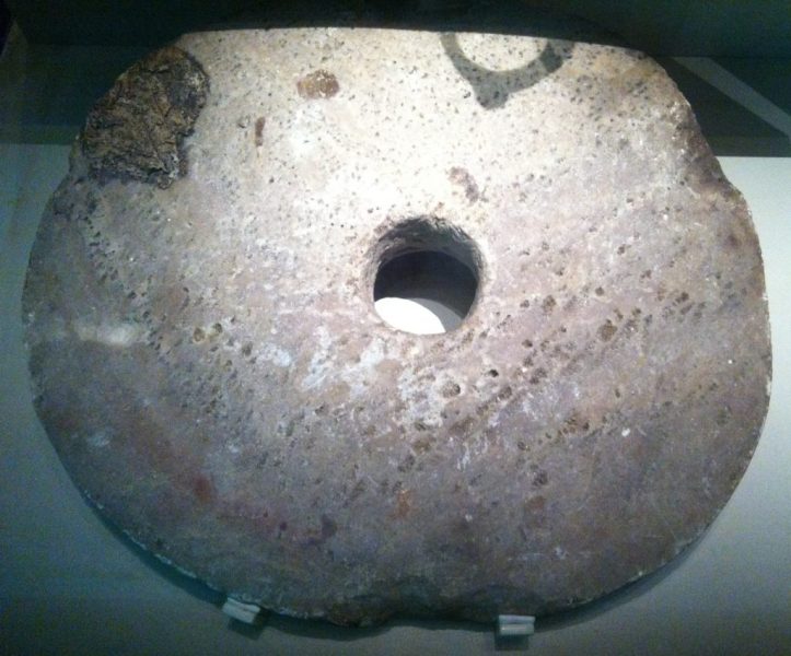 Steinreich und beliebt