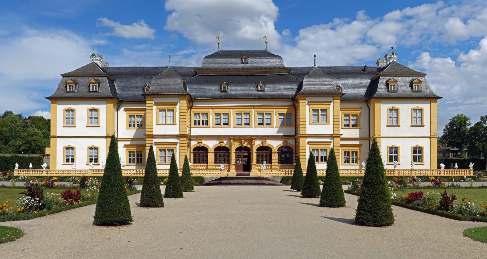 Obstbaumschnitt im Rokoko